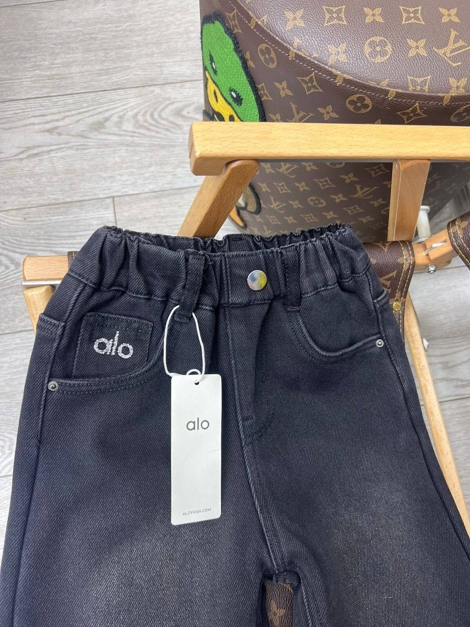 джинсы утепленные,джинсы для девочек,брюки джинсы,джинсы широкие,джинсы