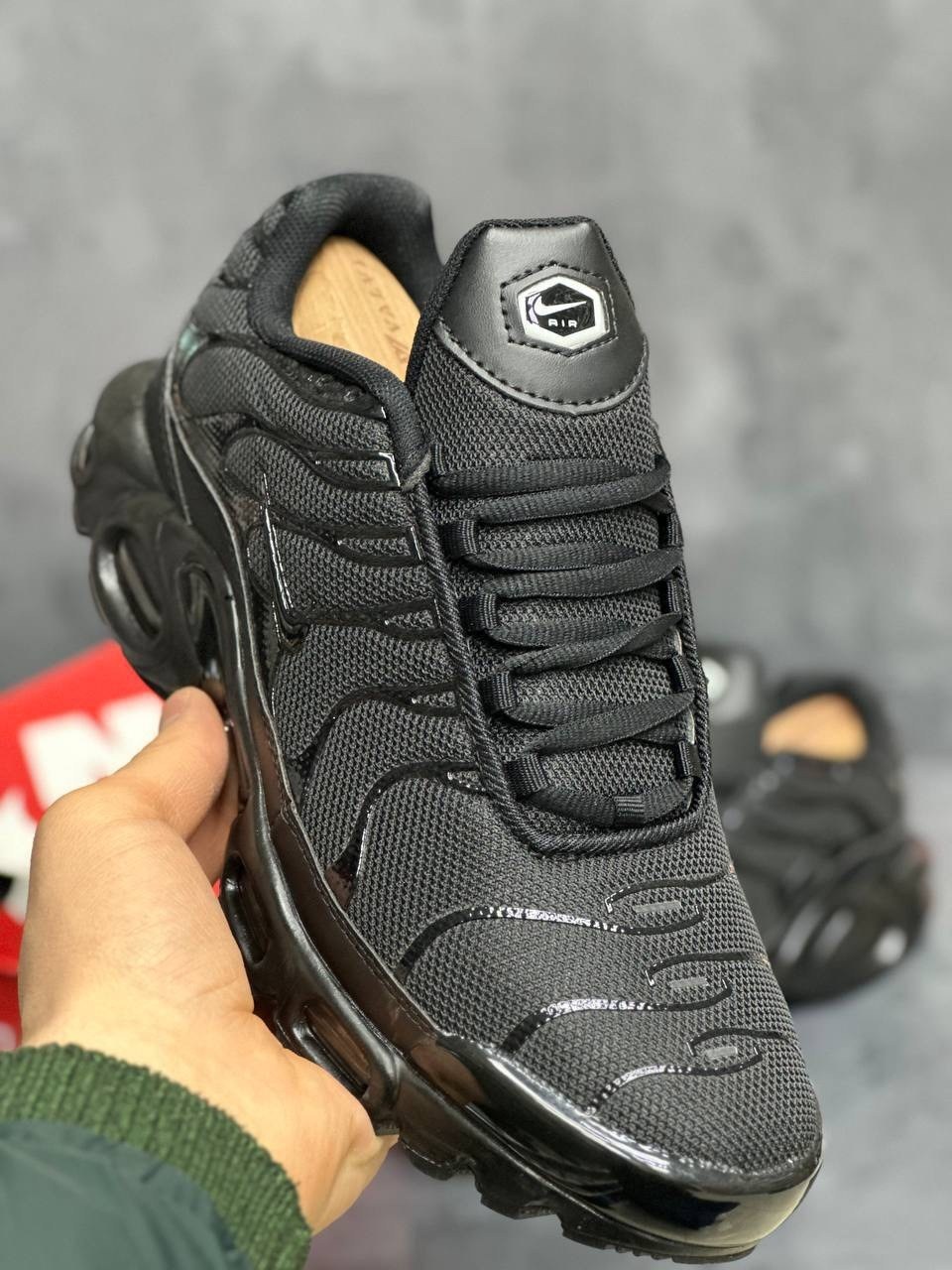 nike tn air max plus black,кроссовки nike air max "tn plus",мужские кроссовки nike air max tn plus,кроссовки nike air max plus,nike air max plus tn