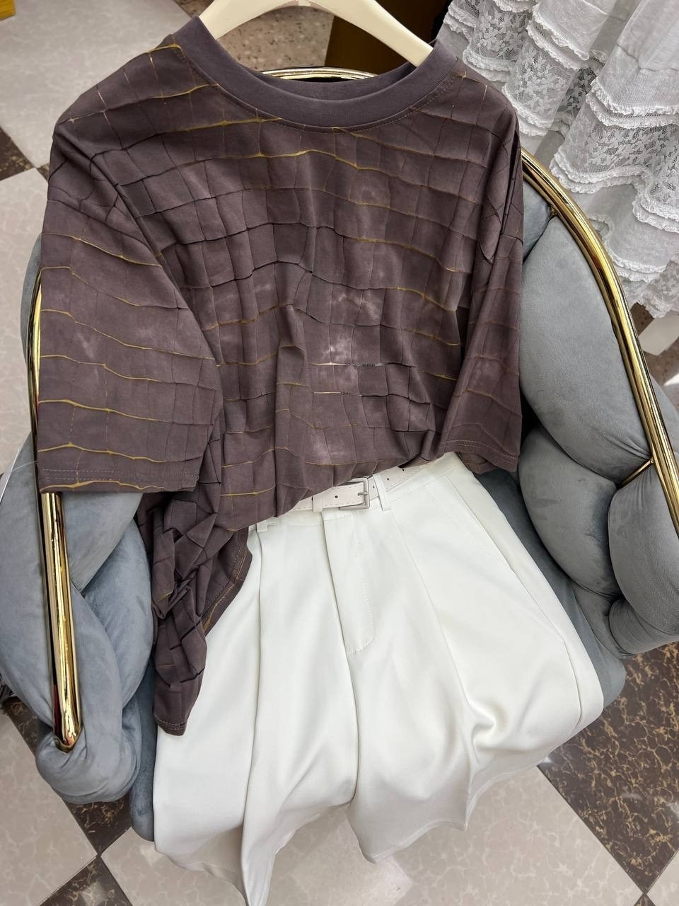 повседневные шорты,бежевые шорты,рубашка женская,женские шорты,шорты классические