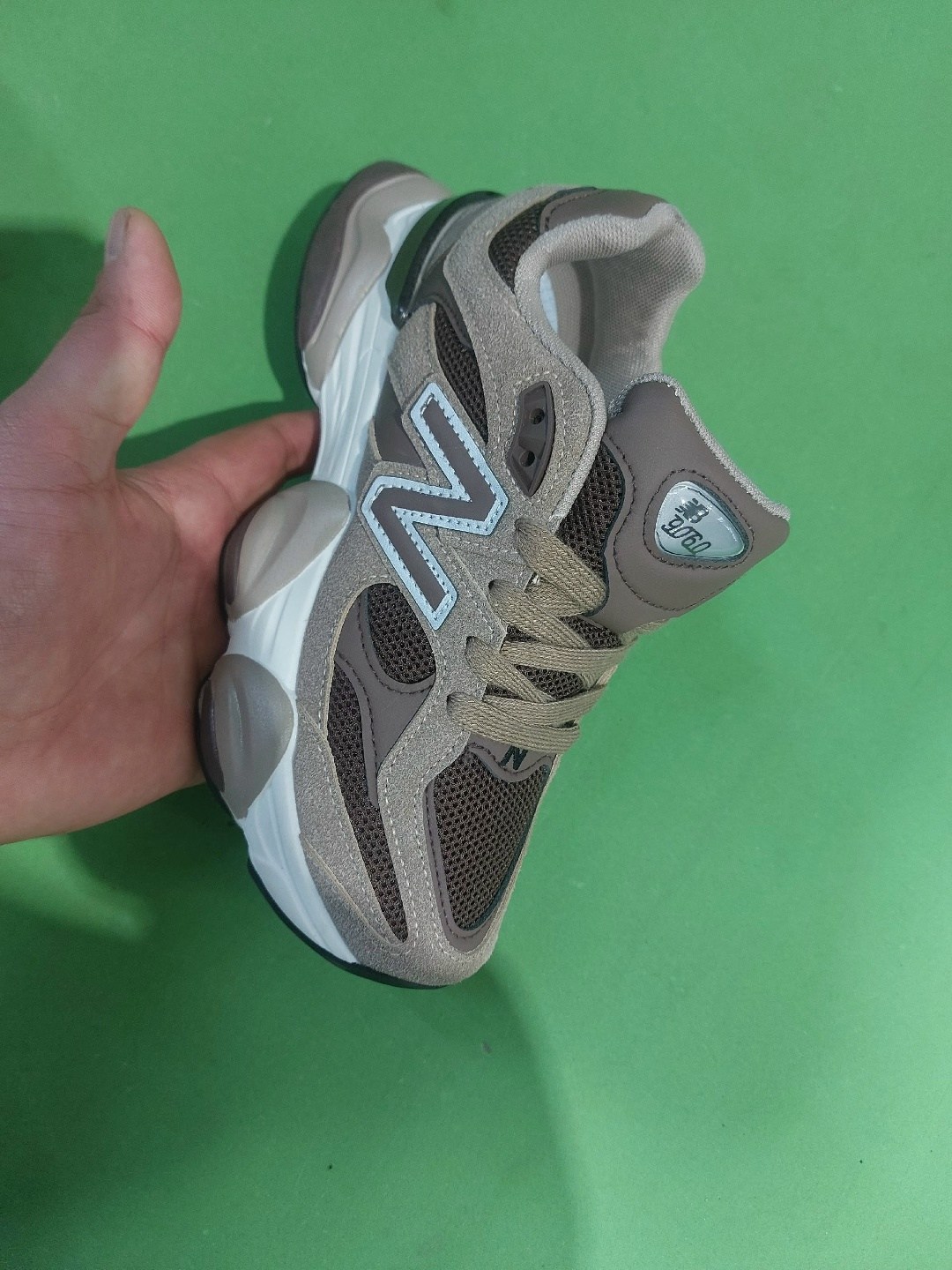 кроссовки женскиe,спортивная ,массивные кроссовки,кроссовки модные,баленсиага кроссовки