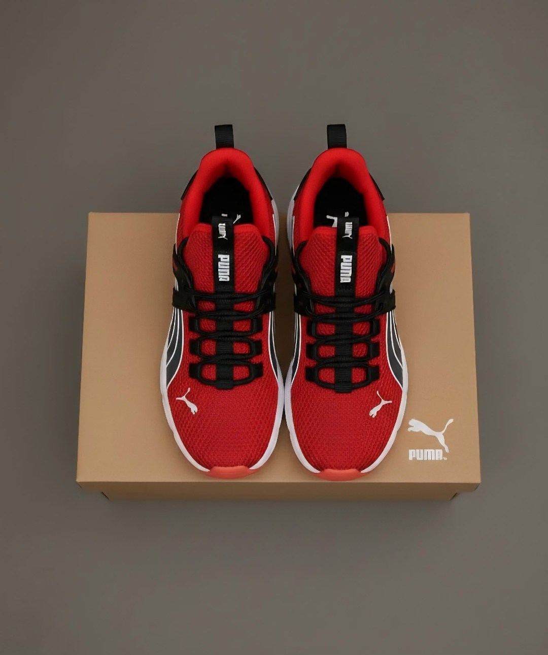 кроссовки,женские кроссовки,кроссовки для женщин,спортивная ,кроссовки модные