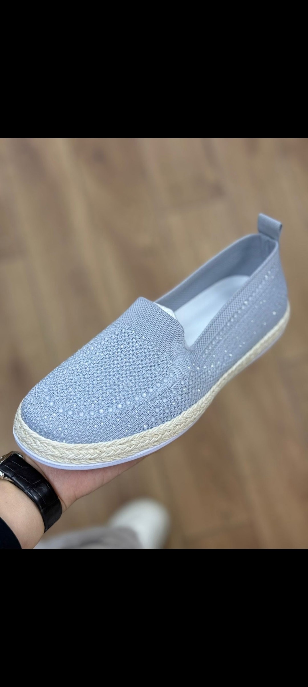 ,шлёпанцы женские,женские сандалии,сандалии модные,модные шлепанцы