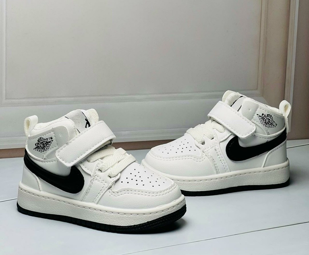 кроссовки детские,кроссовки мальчику,кроссовки детские nike,кроссовки для детей,высокие кроссовки