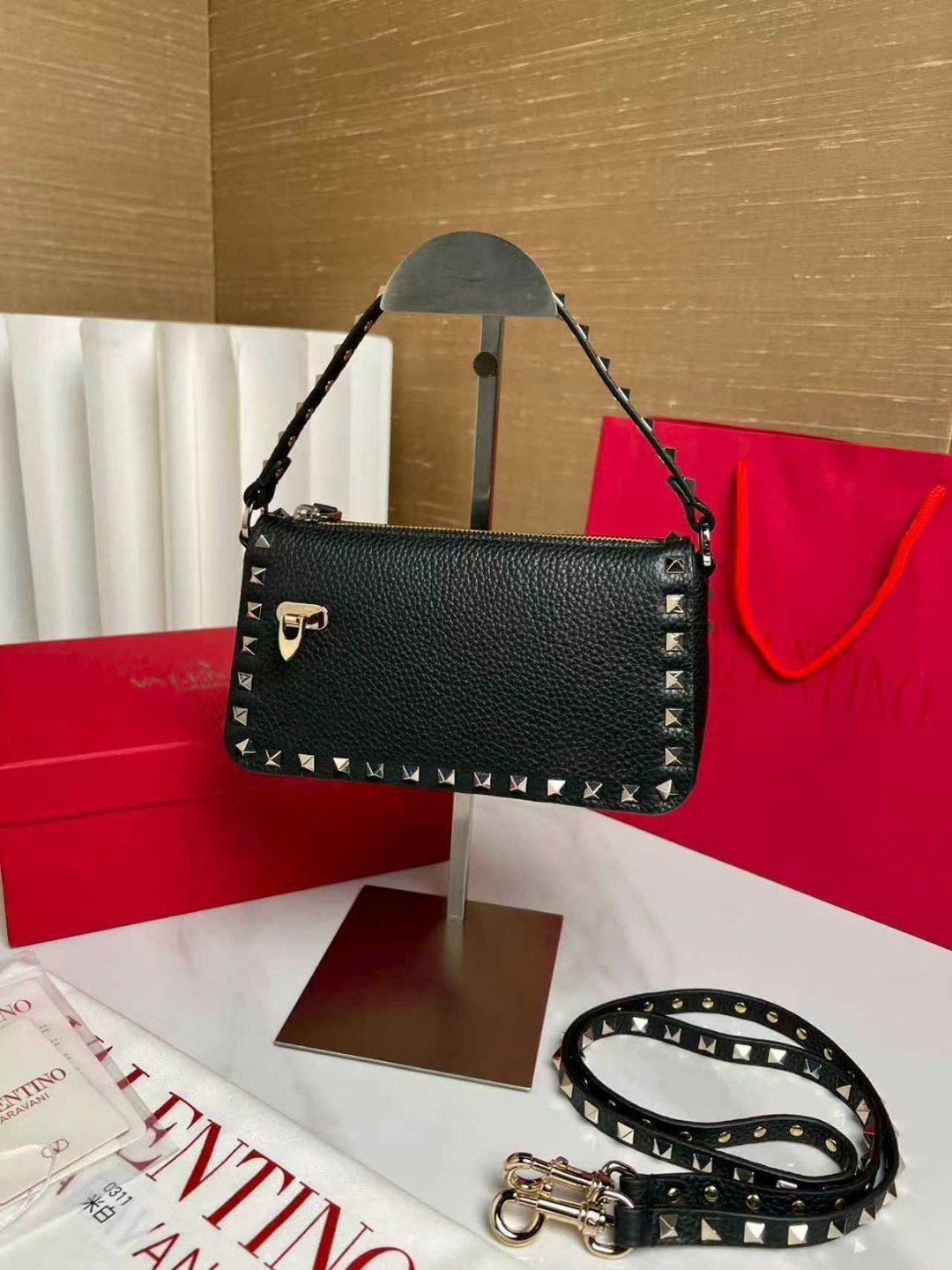 сумки valentino,модная сумка,сумка,сумки женская,сумки на плечо кросс боди