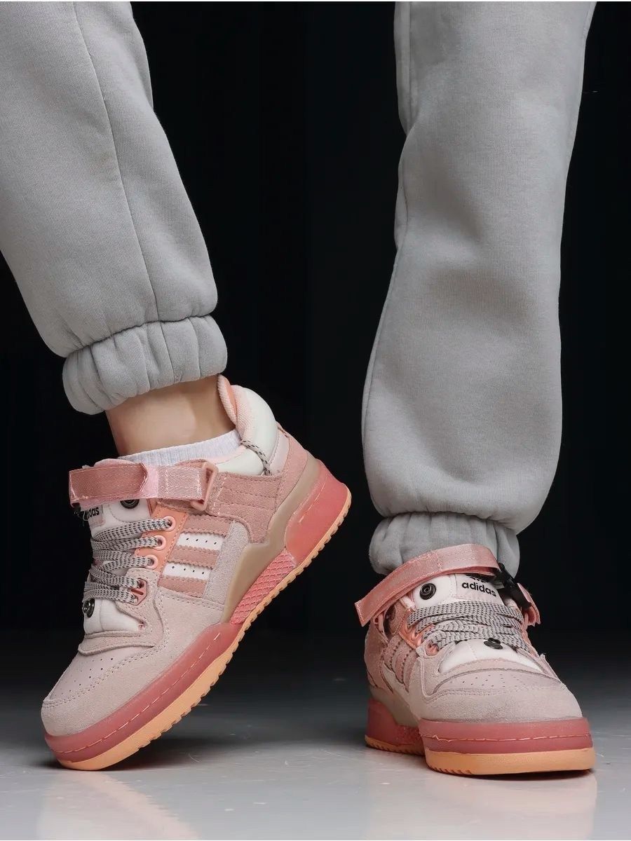 кроссовки адидас bad bunny,кроссовки adidas,кроссовки адидас,кроссовки bad bunny x adidas forum buckle low цвет розовый,bad bunny x adidas forum buckle low