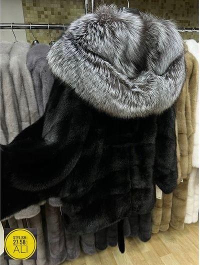 норковая шуба с капюшоном из чернобурки,шубка из меха европейской норки с капюшоном из меха чернобурой,норковая шуба с капюшоном,шуба из меха европейской норки с капюшоном из меха чернобурой лисы,шуба