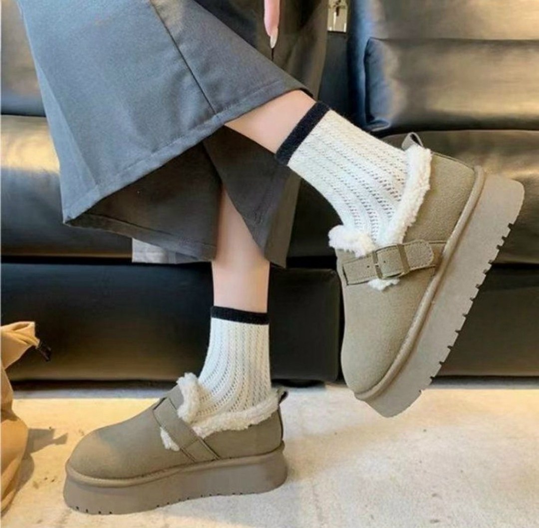 повседневные, на плоской подошве,женская ,зимняя  женская,зимняя