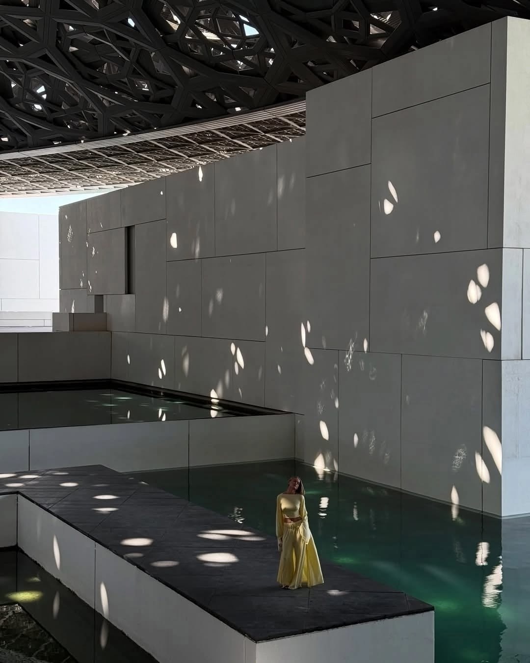 костюм тройка (кардиган + топ + брюки) цвет черный,костюм с брюками,костюм тройка (топ, штаны, кардиган ),костюм тройка (кардиган + топ + брюки),костюм тройка (кардиган + топ + брюки)