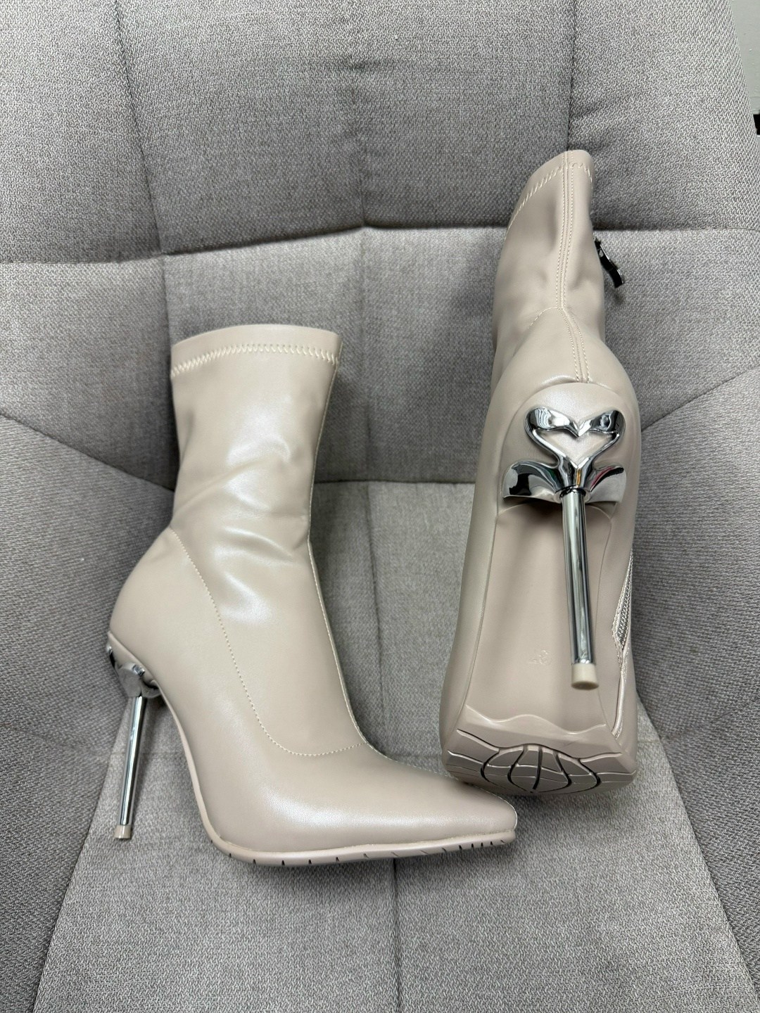 ,женские ботильоны,ботильоны на шпильках,бежевые ботильоны,ботильоны на каблуке