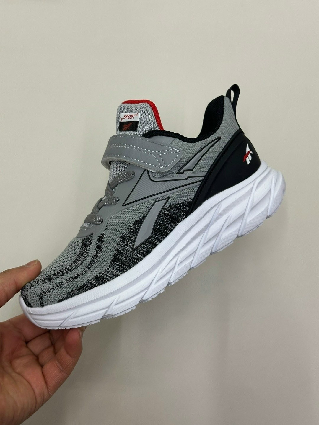 кроссовки,кроссовки мальчику,детские кроссовки,кроссовка детская,кроссовка