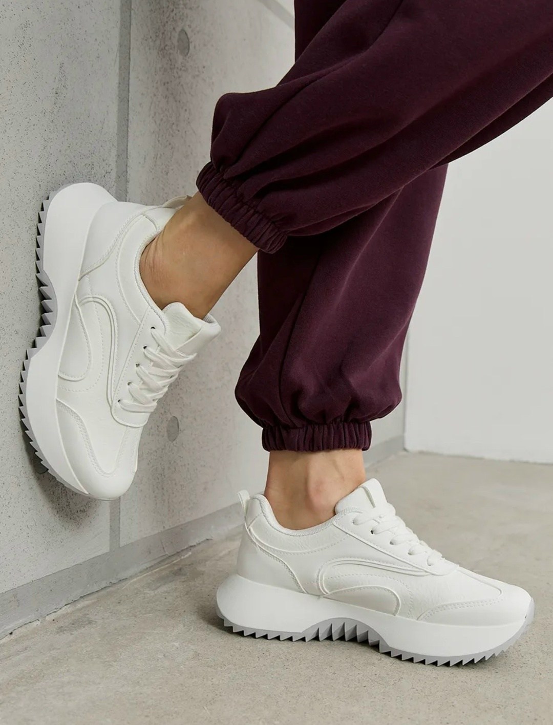 ,кроссовки женские,белые кроссовки,белые женские кроссовки,кроссовки женские универсальные