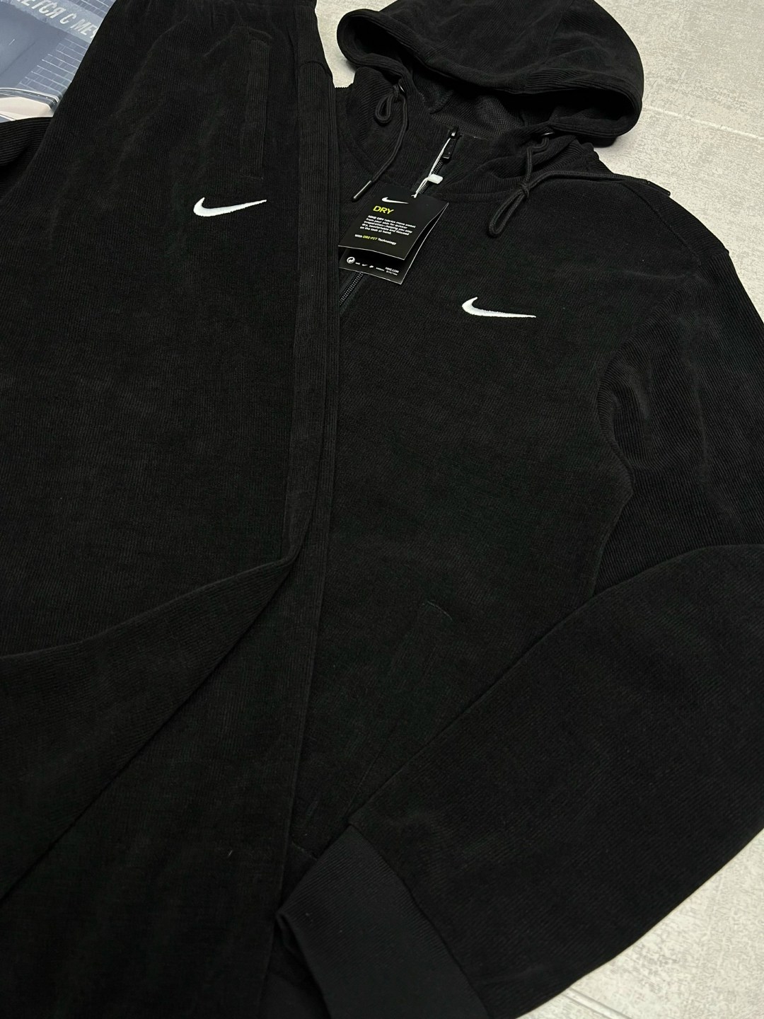 спортивный костюм nike на флисе,спортивный костюм nike,спортивный костюм nike с капюшоном,спортивный костюм найк на флисе,флисовый костюм найк