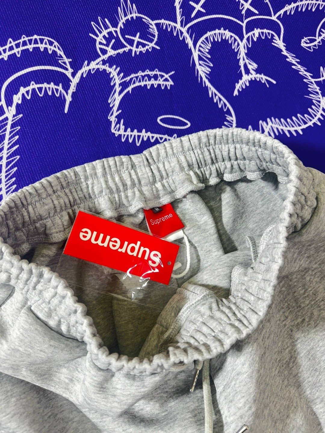 штаны суприм,спортивные штаны,спортивные брюки,брюки спортивные supreme,повседневные брюки