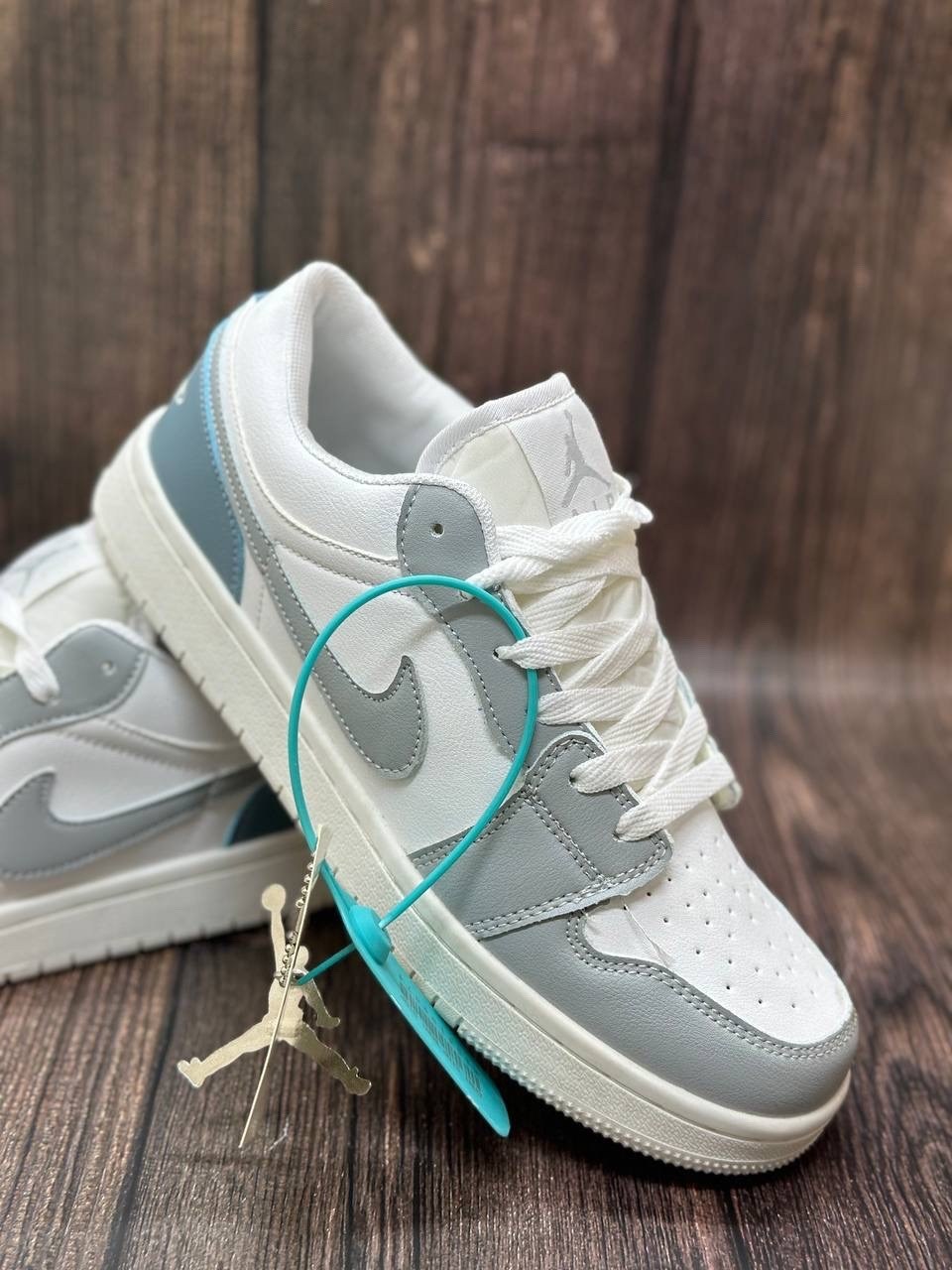 кроссовки nike air jordan 1 low wolf grey,кроссовки nike air jordan 1 low,nike air jordan 1 low wolf grey,кроссовки женские nike air jordan 1,nike air jordan 1 low