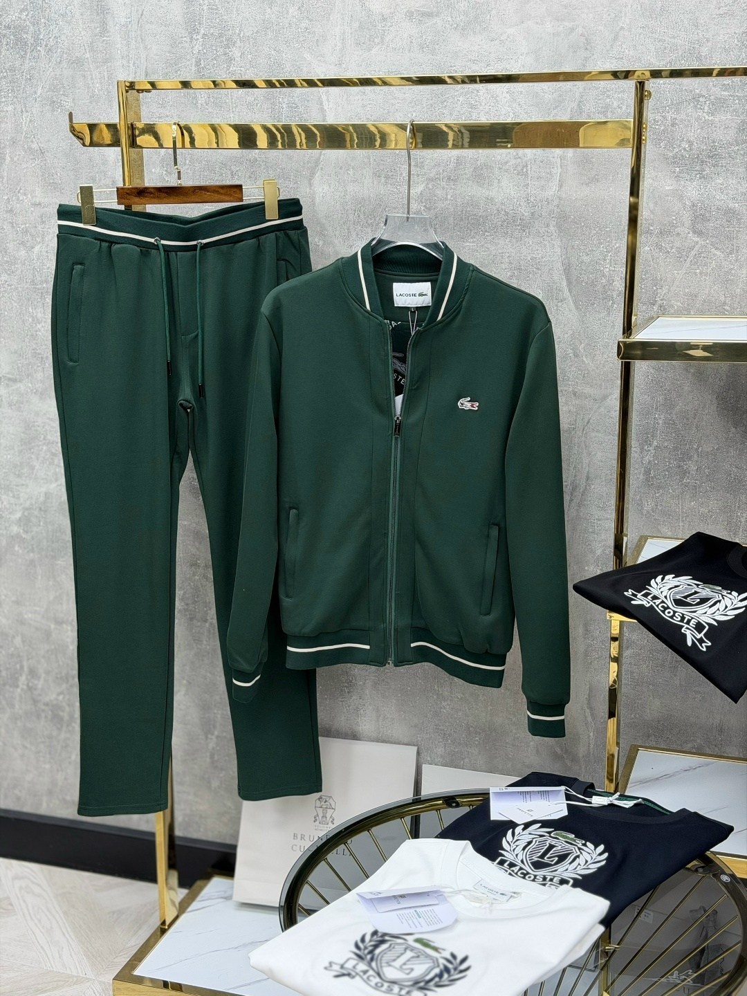 мужской спортивный костюм,спортивный костюм lacoste,спортивный костюм,спортивный костюм brunello cucinelli