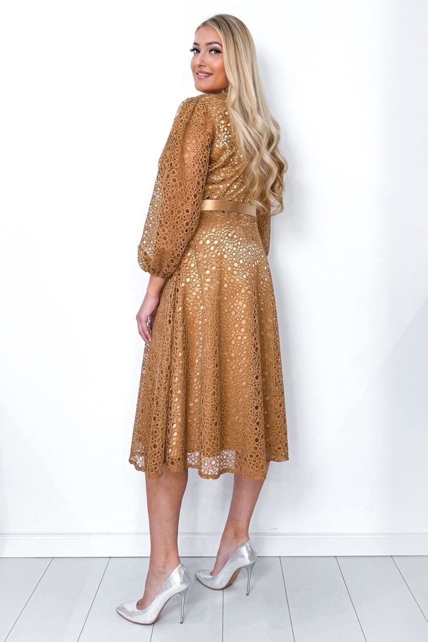 платья гипюр,гипюровое платье 2025,платье кружевное,платье сиреневое гипюровое,нарядное платье