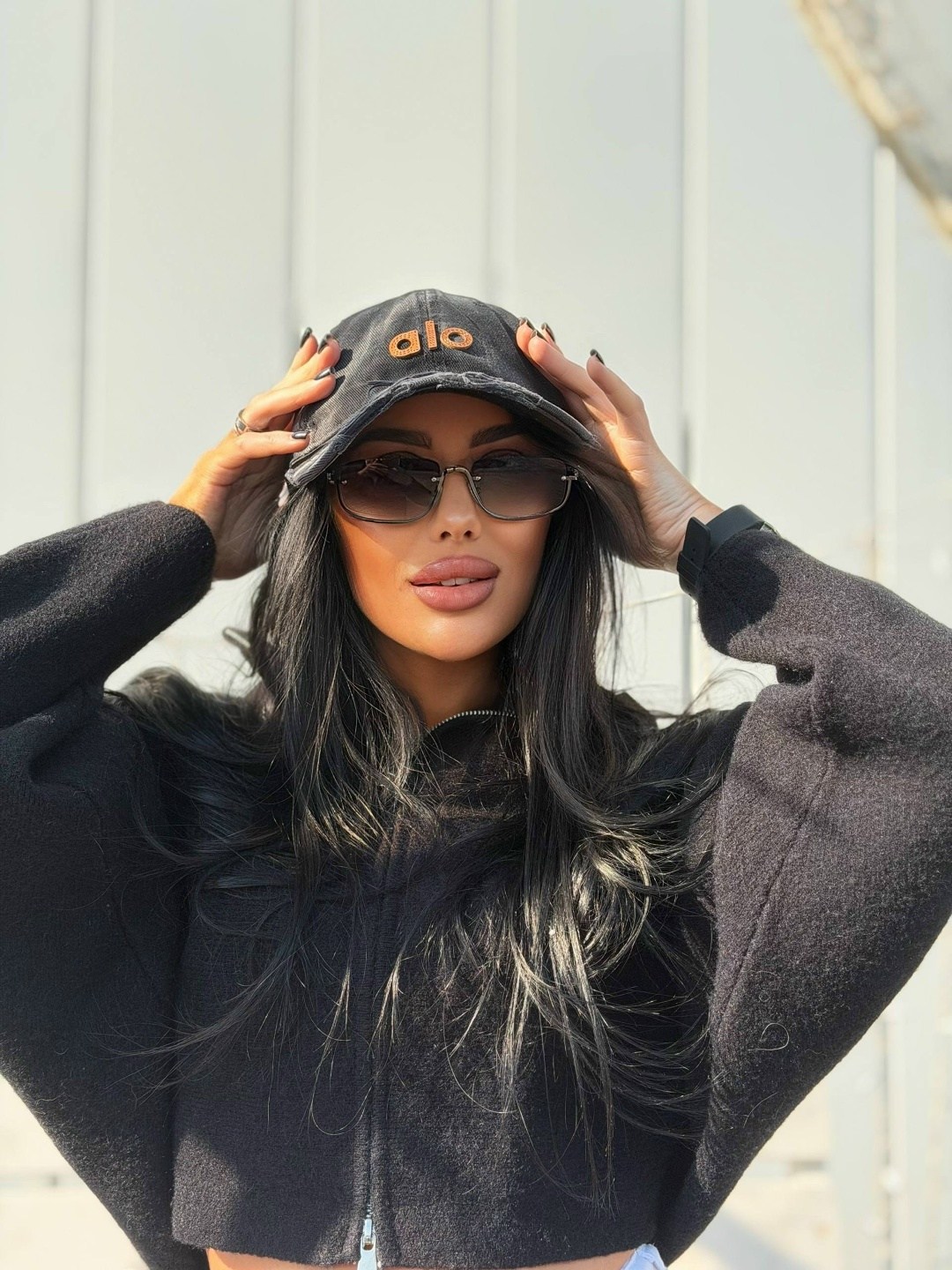 брюнетка,девушка,макияж брюнетки,красива девушка,дерзкие