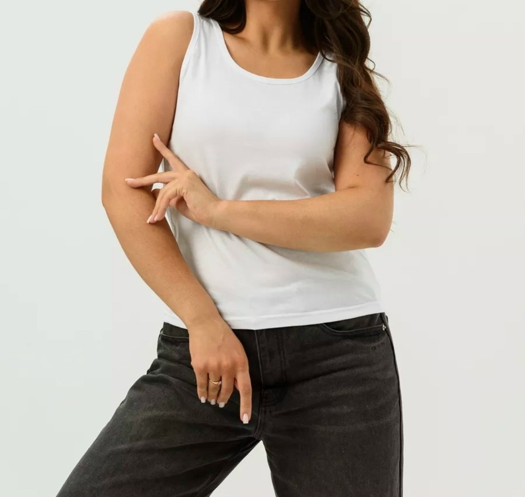 майка женская,брюки бриджи,джинсы широкие,джинсы широкие женские,женские джинсы