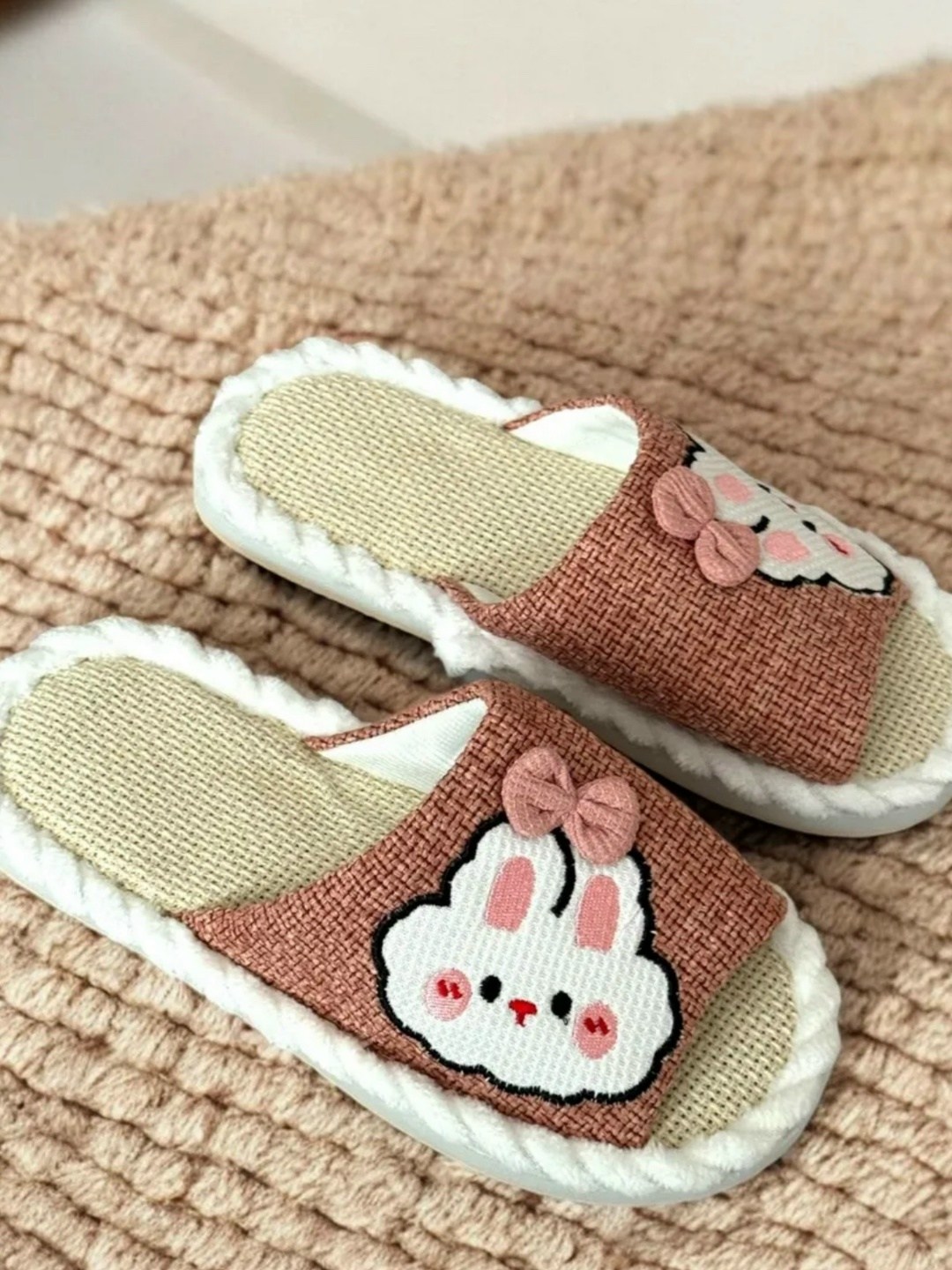 домашние тапочки,женские домашние тапочки,тапочки женские,модные тапочки,тапочки для дома