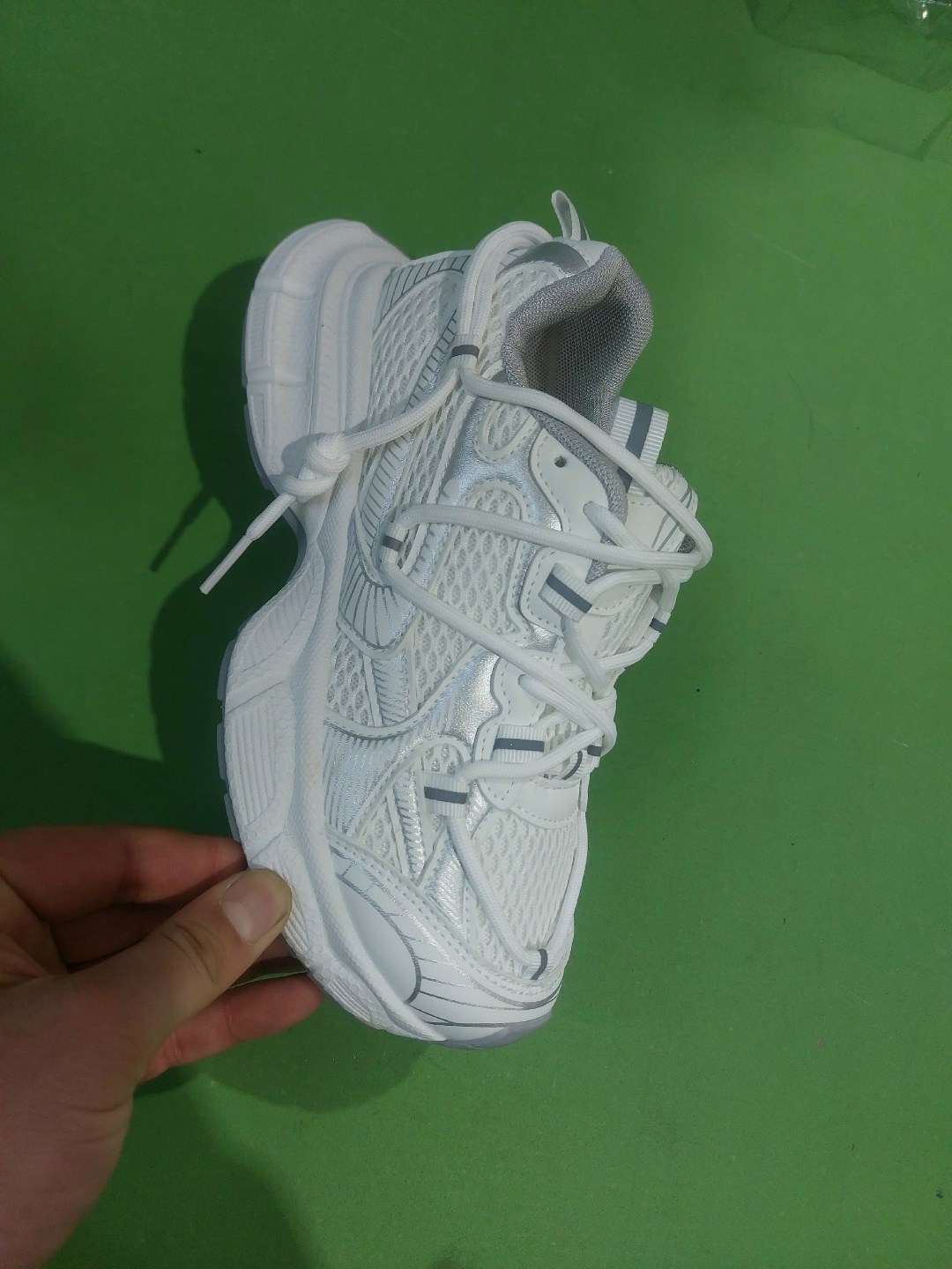 кроссовки женскиe,спортивная ,массивные кроссовки,кроссовки модные,баленсиага кроссовки