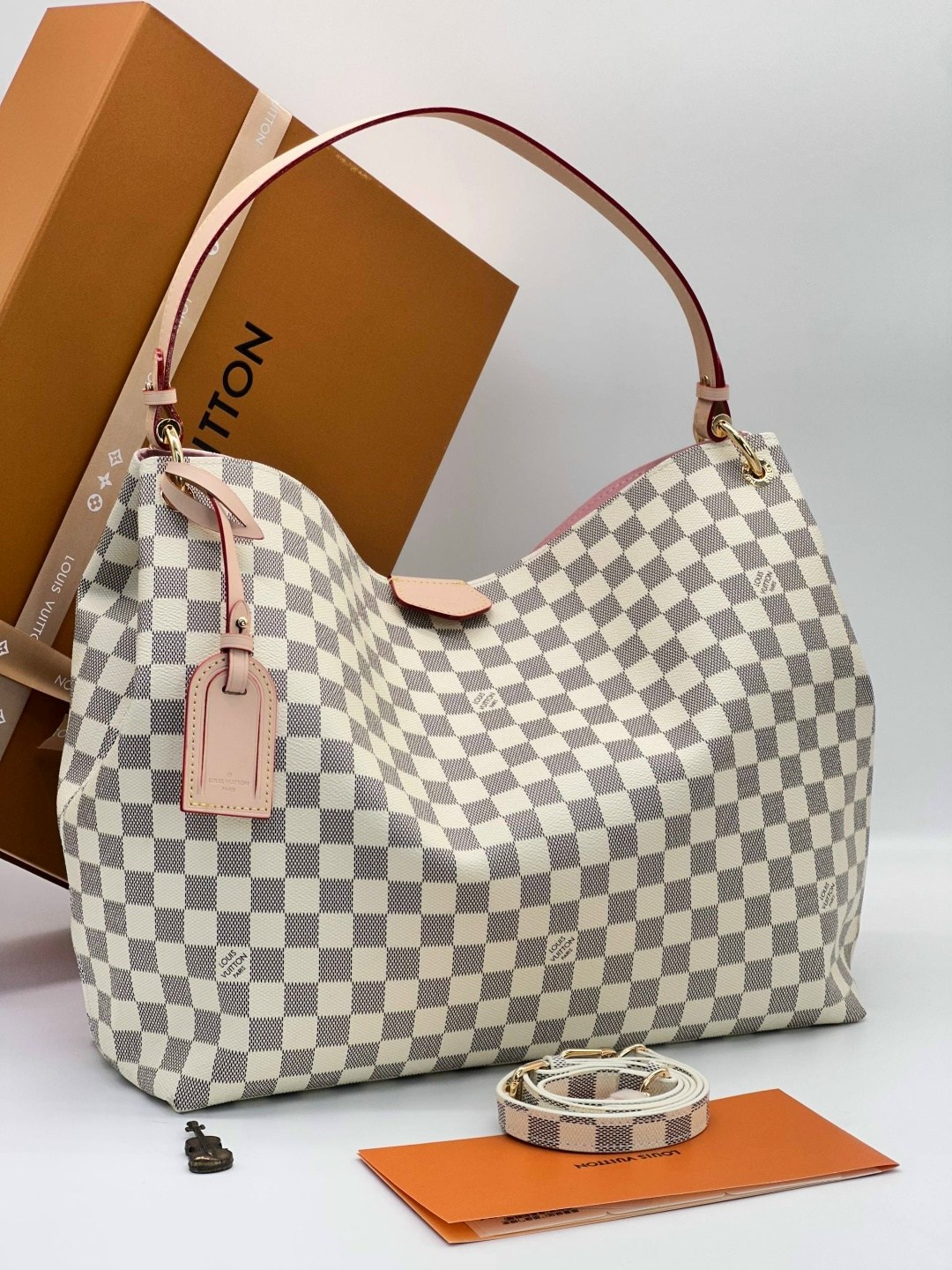 сумки луи виттон,сумка луи виттон женская,сумка хобо луи виттон,сумочка луи виттон,cумка louis vuitton