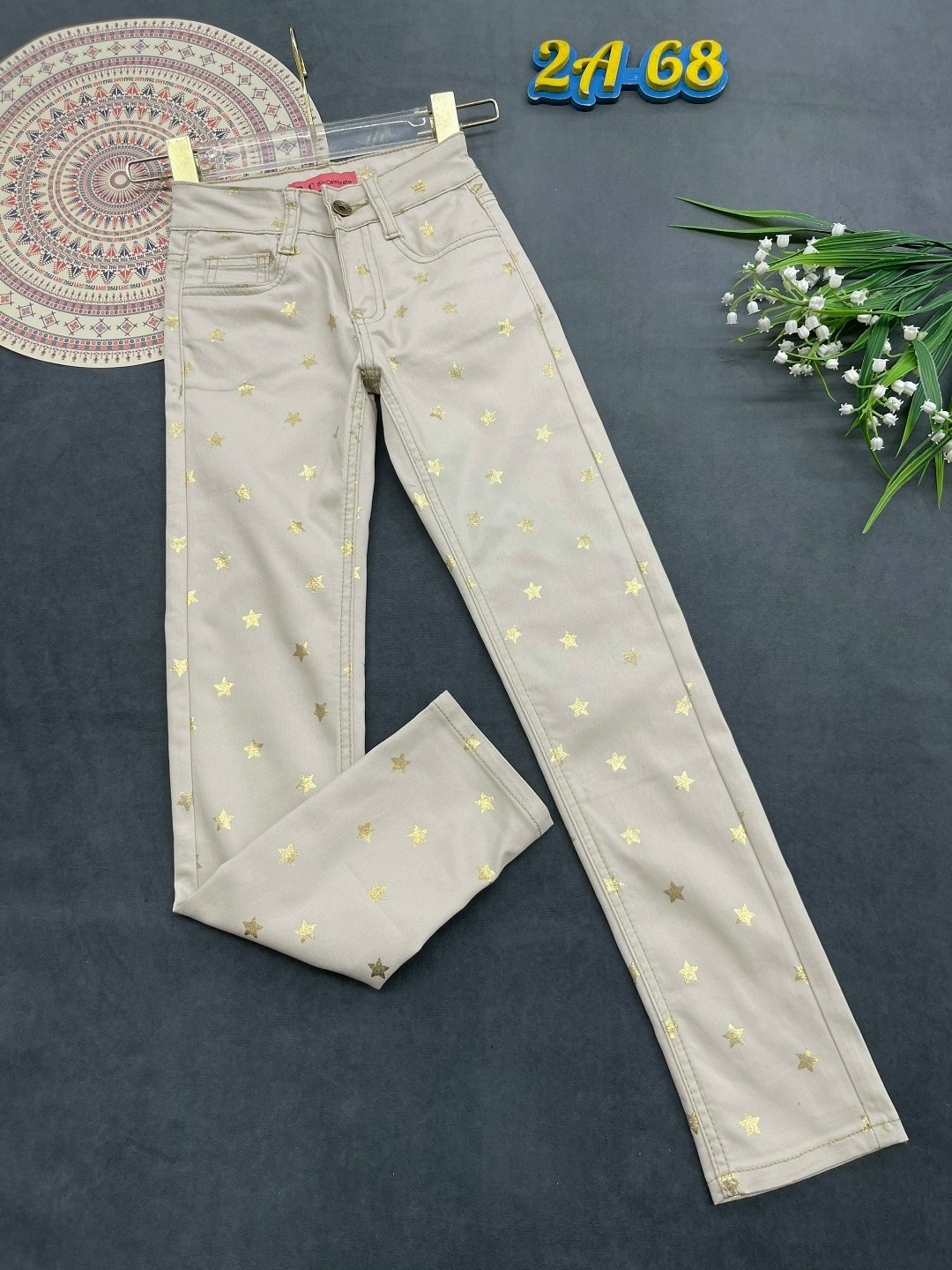 джинсы женские,джинсы для девочек,джинсы модные,брюки для девочек,брюки джинсы