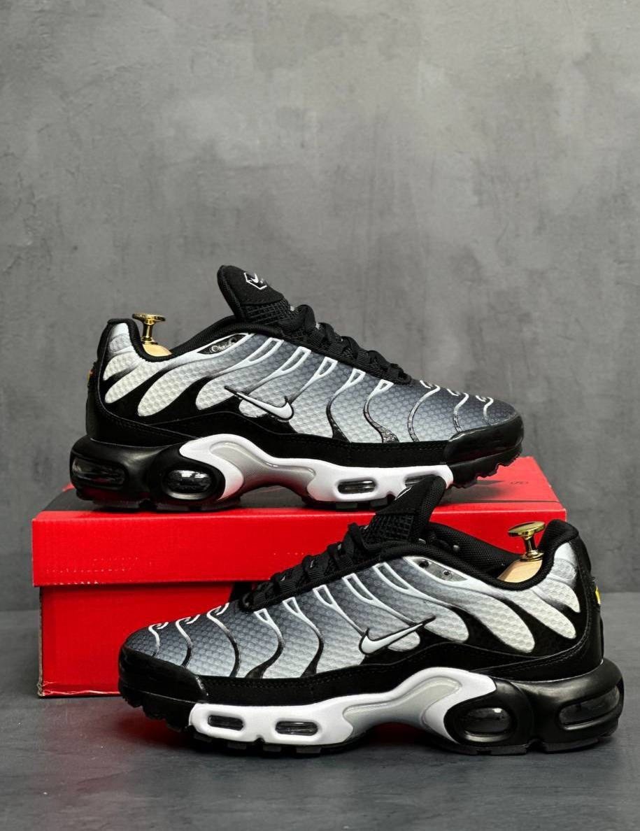 кроссовки nike air max tn plus,кроссовки мужские nike air max tn plus,кроссовки nike tn plus,найк air max plus tn кроссовки,nike air max tn plus black