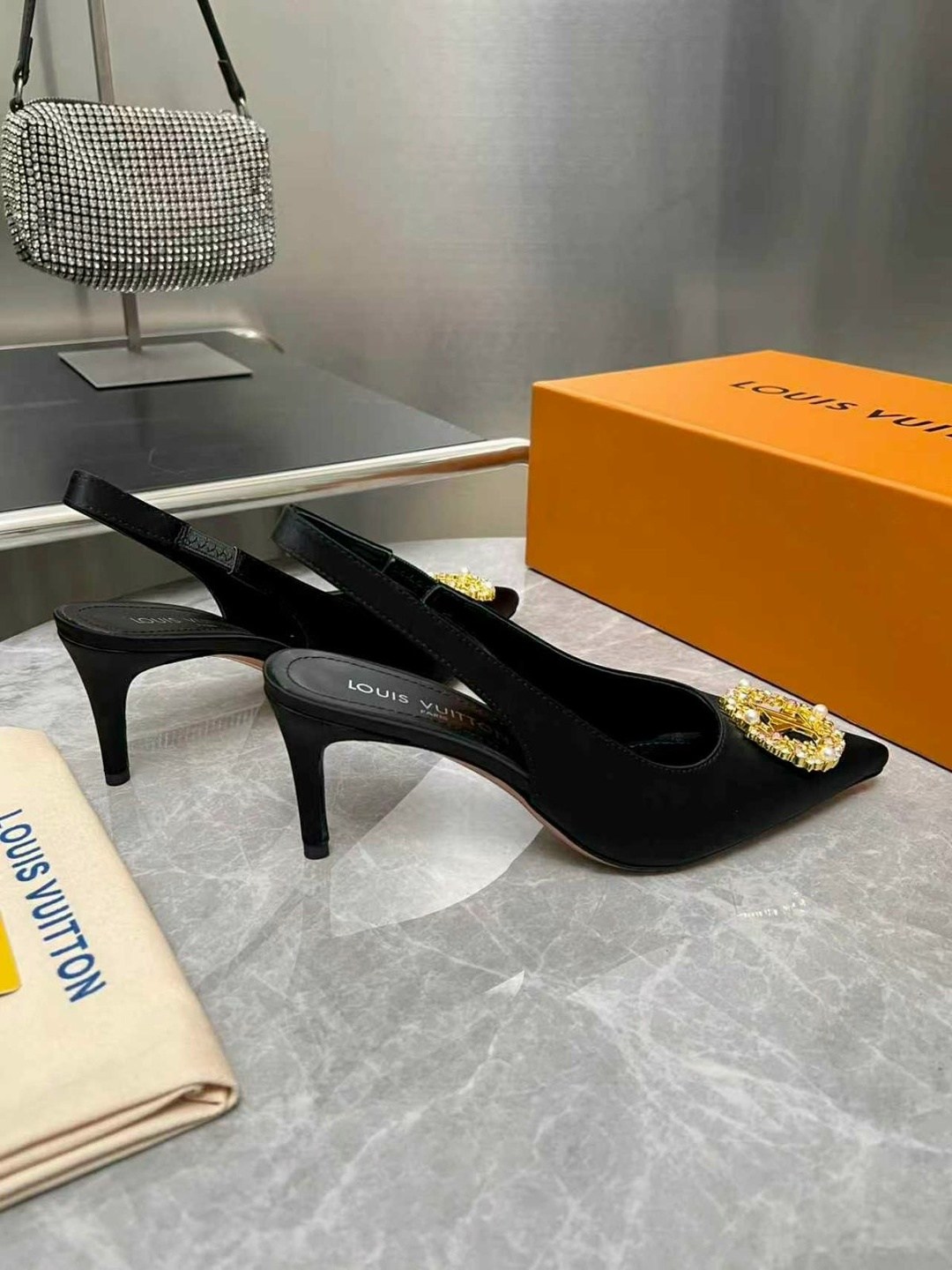 ,женские туфли,туфли лодочки женские,туфли saint laurent,маноло бланик босоножки