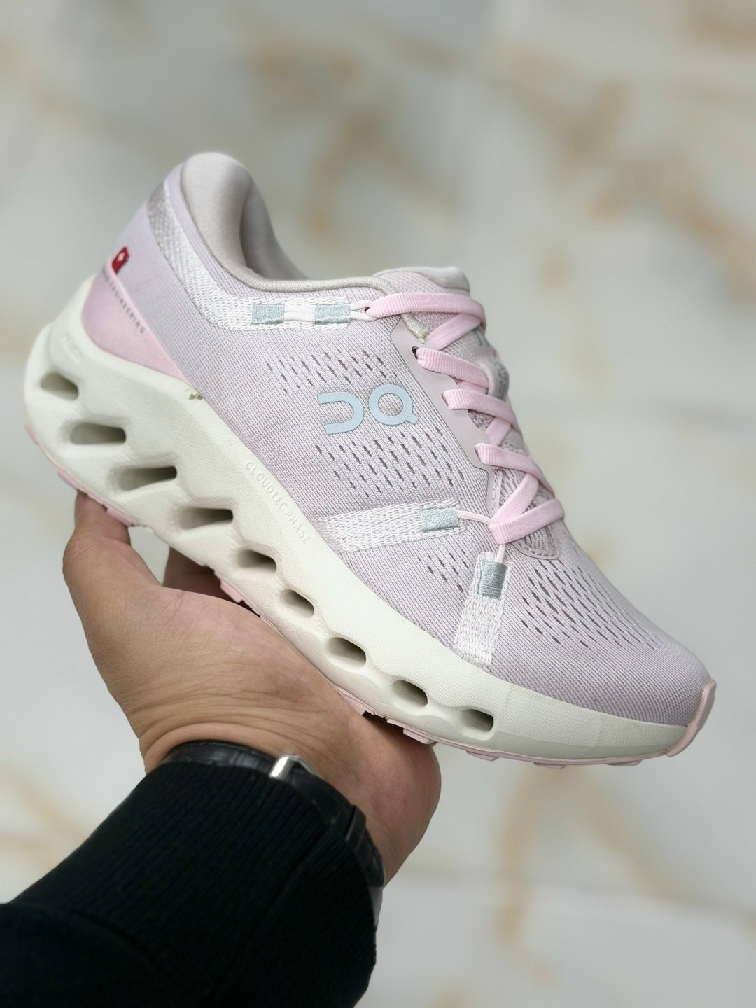 кроссовки on cloudtilt,кроссовки on,женские кроссовки,беговые кроссовки cloudtilt on artic ice,спортивная