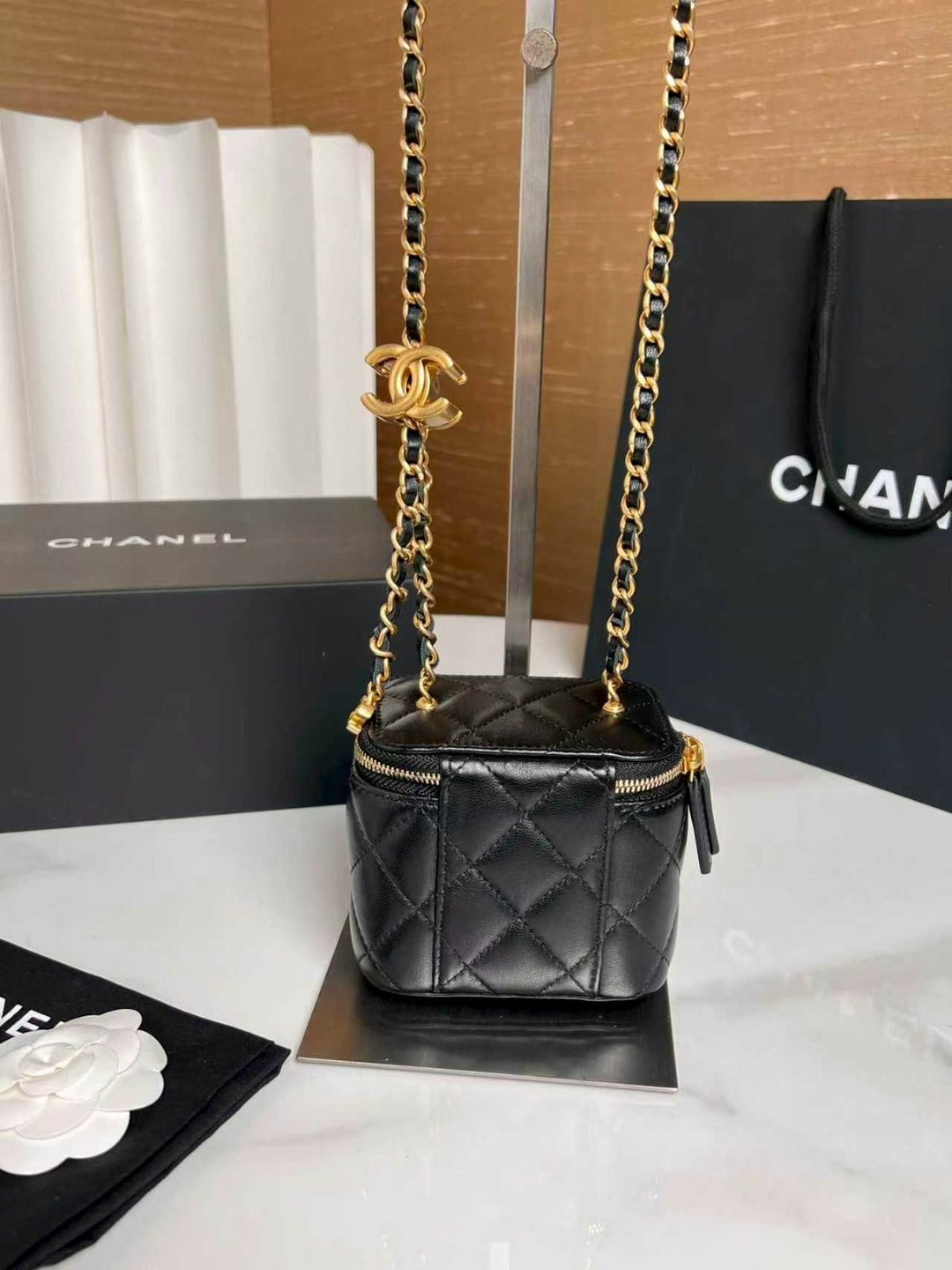 сумка chanel,кожаная сумка в стиле шанель,косметичка chanel,chanel косметичка через плечо,сумка шанель