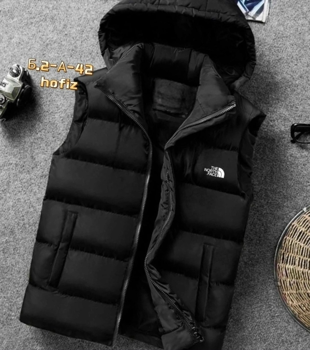 мужские жилетки,жилетка прада мужская,жилет мужской,жилетка tnf,жилет теплый