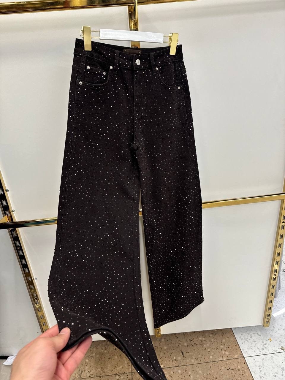 джинсы со стразами,джинсы женские,брюки со стразами,брюки с пайетками,широкие джинсы