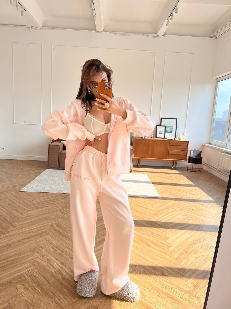 спортивный костюм двойка sporty&rich w suits,спортивный костюм двойка sporty&rich w suits цвет желтый лимонный,костюм спортивный на молнии палаццо с кулиской 05mrk цвет желтый,спортивный костюм,костюм