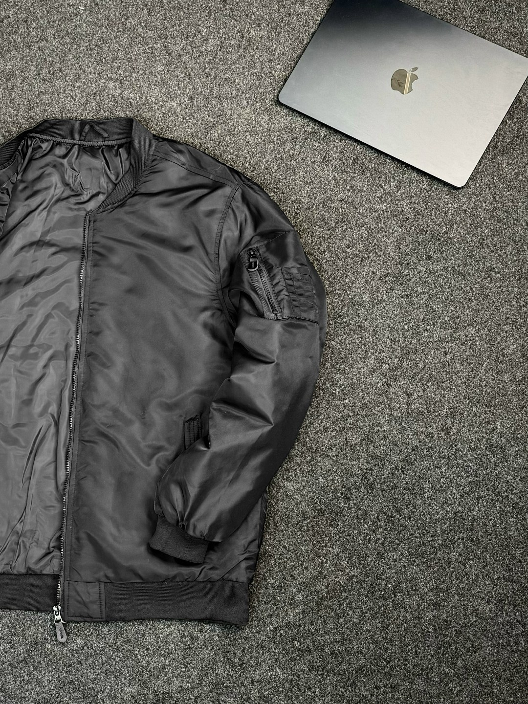 куртка мужская бомбер,куртка бомбер,мужская куртк,мужская куртка-бомбер в стиле милитари,куртка кархарт бомбер