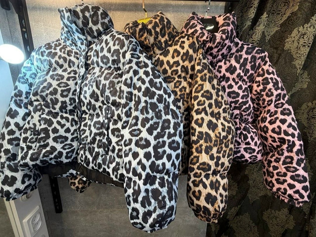 куртка леопардовая,куртка с леопардовым принтом,леопардовая женская куртка,монклер леопардовый пуховик,женская зимняя куртка леопардовая