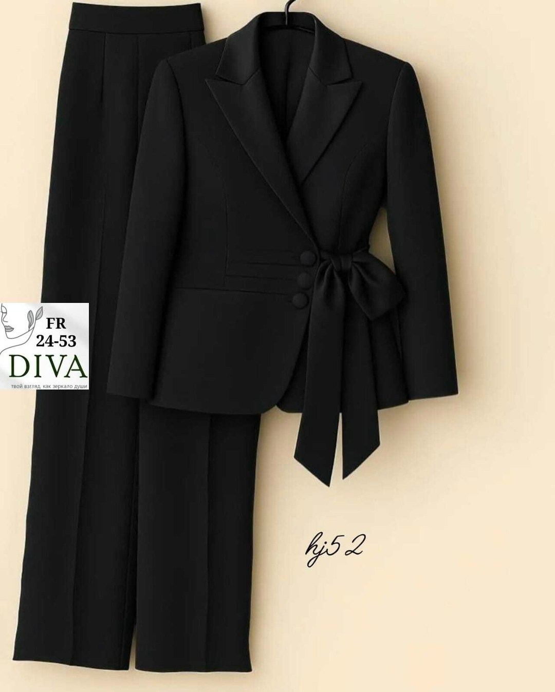 классический костюм,брючный костюм,брючный костюм женский,женский комплект из 2 предметов: блейзер и брюки с поясом и расклешенные брюки,модные женские костюмы