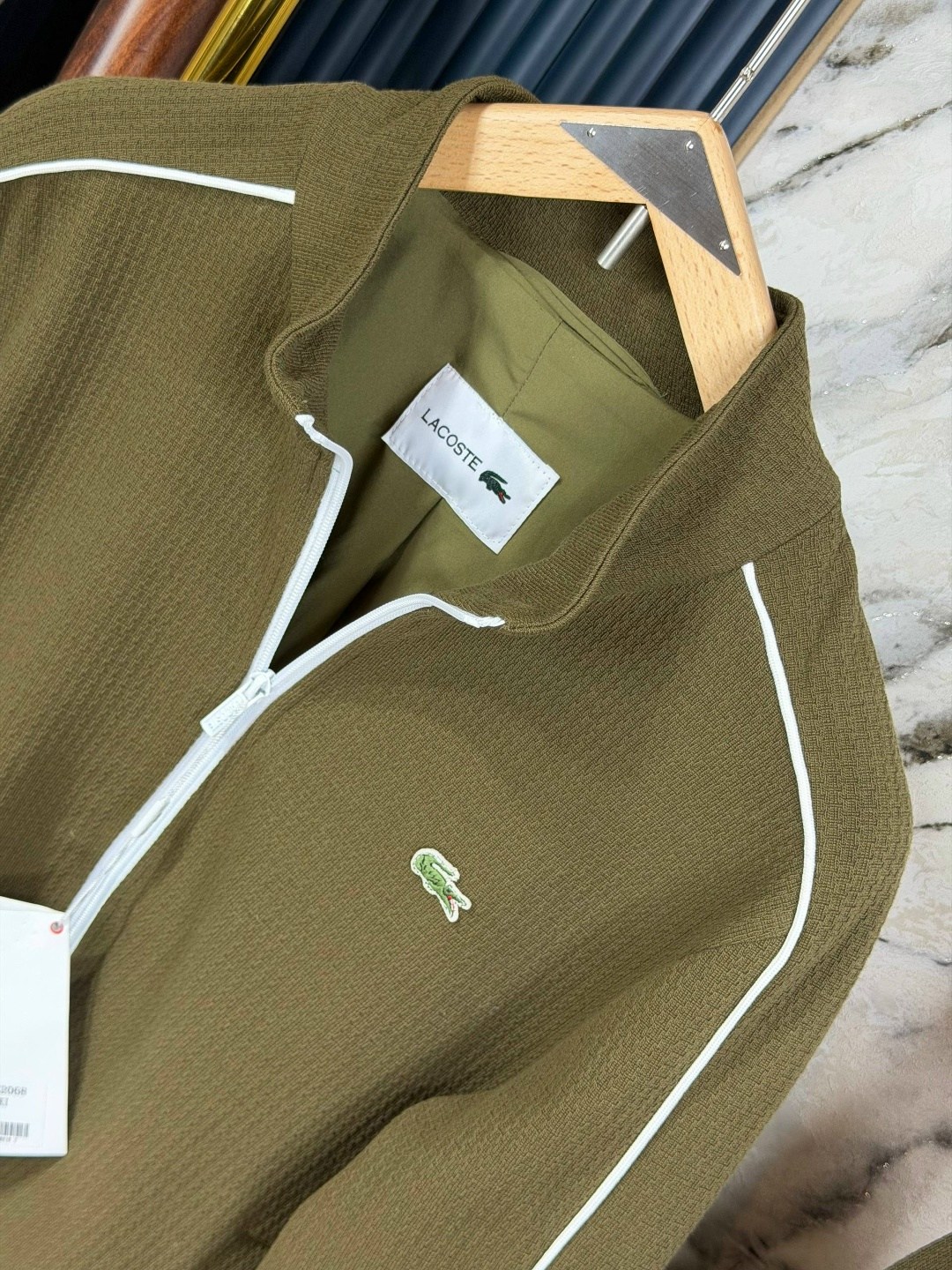 куртка original paris lacoste зеленый,lacoste full zip track jacket green,lacoste зеленый,бомбер lacoste,lacoste куртка