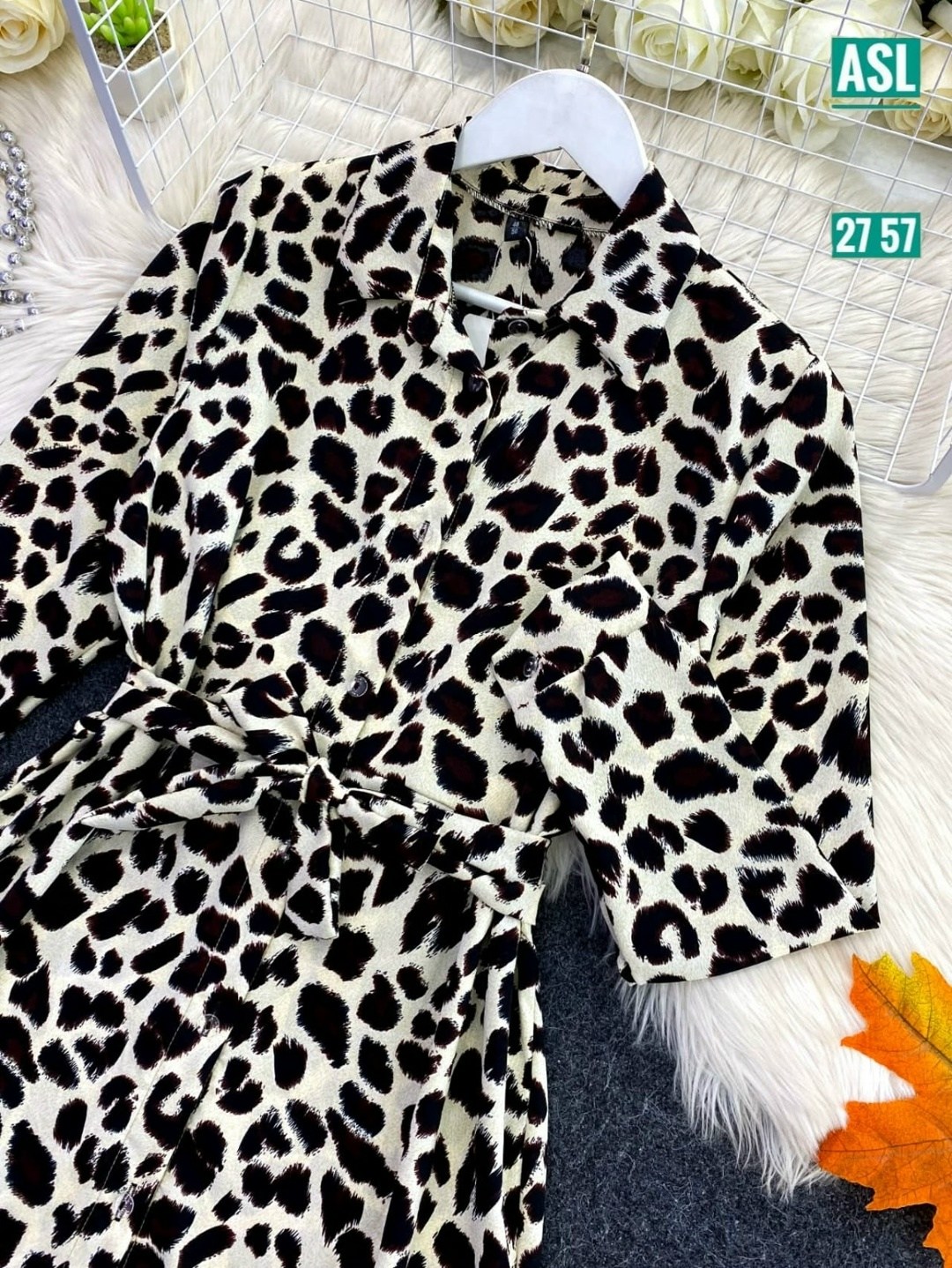 shein clasi платье-рубашка с леопардовым принтом с разрезом поясом,платье с леопардовым принтом,женское длинное платье с леопардовым принтом,леопардовое платье макси,платье женское леопардовое