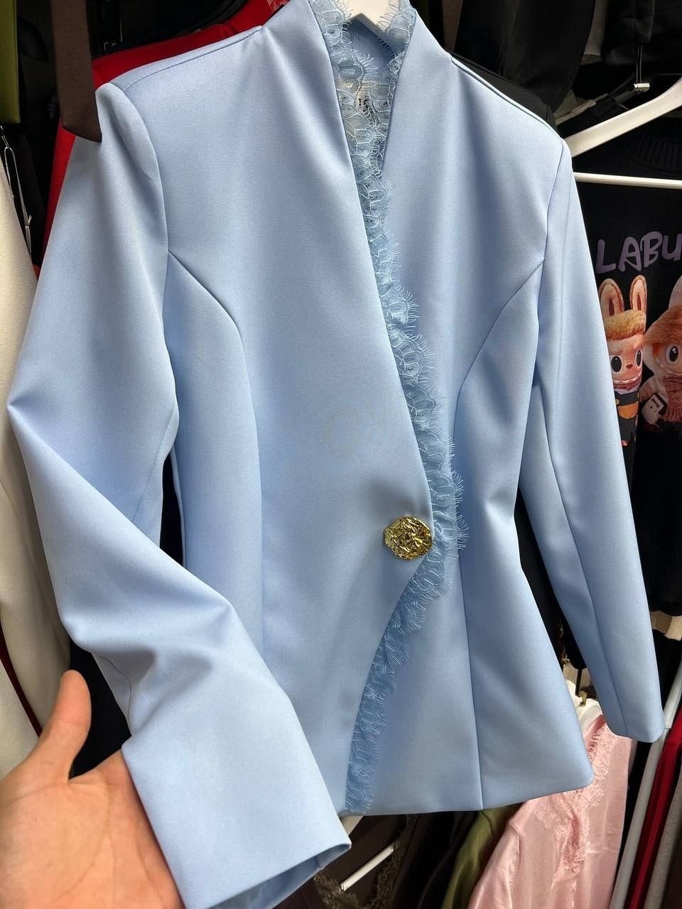 женские жакеты,приталенный жакет,жакет,женский пиджак,пиджак с кружевом