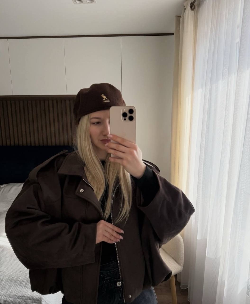 куртка-бомбер из искусственной замши zarina,куртка замшевая,бомбер замшевый оверсайз athe.brand,женская винтажная куртка-бомбер из пу кожи,куртка-бомбер утепленная с замшевой фактурой befree