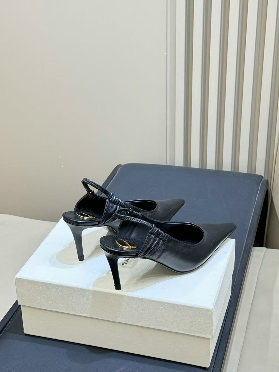 женские туфли лодочки,туфли saint laurent,туфли yves saint laurent,женские туфли,