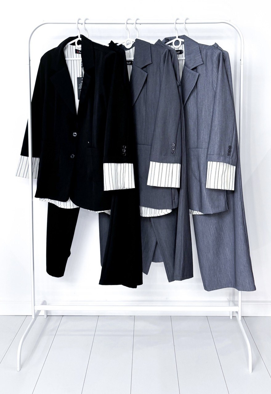 черный брючный костюм женский,черный брючный костюм,женский классический брючный костюм,брючный костюм для офиса,брючный костюм классический