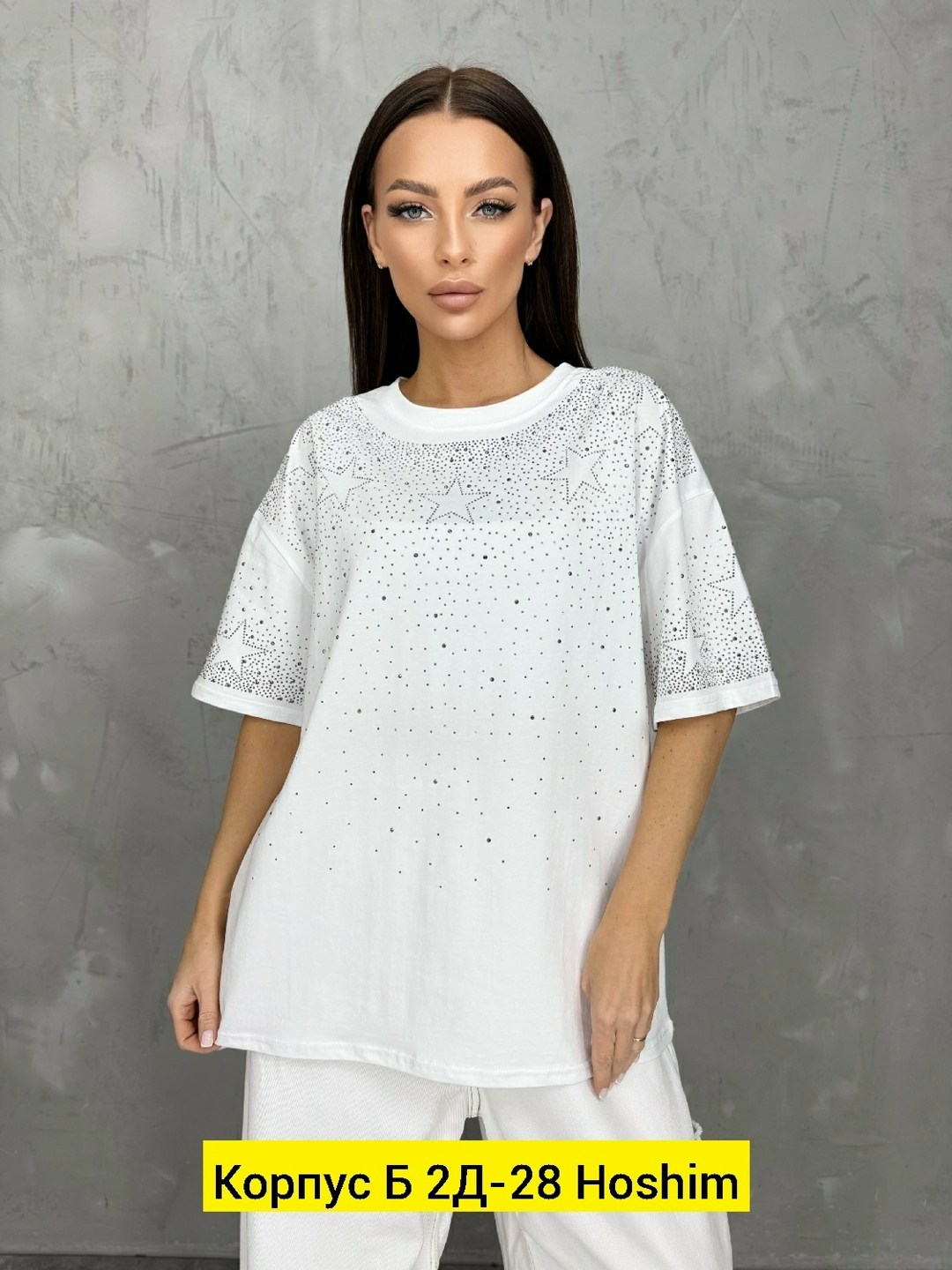 футболки женская,футболки женские модные,футболка оверсайз со стразам,,футболка со стразами