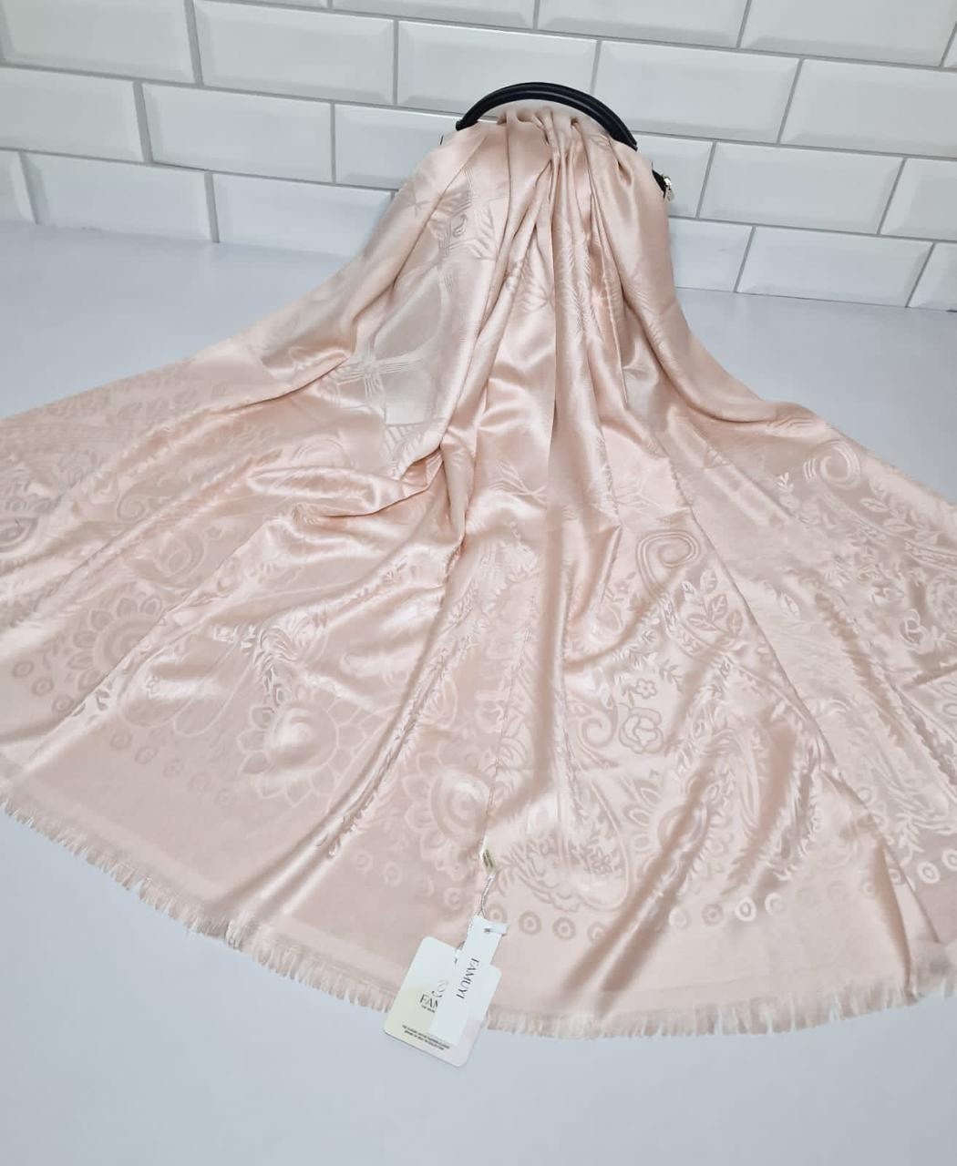 атласный платок,платок белый,палантин женские,женские платки,платки шелковые