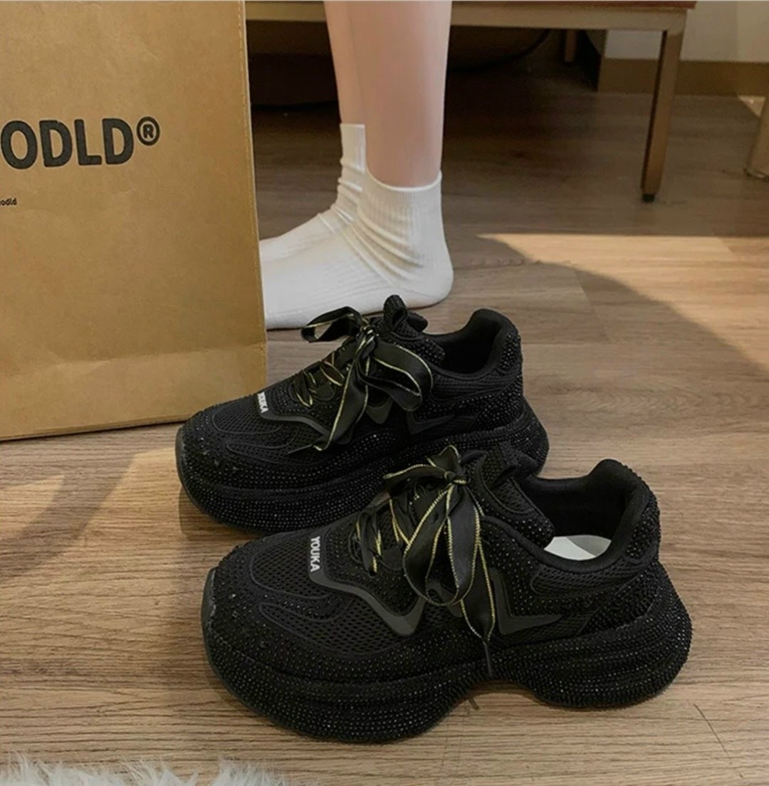 женские кроссовки,массивные кроссовки,кроссовки,кроссовки модные,повседневные кроссовки