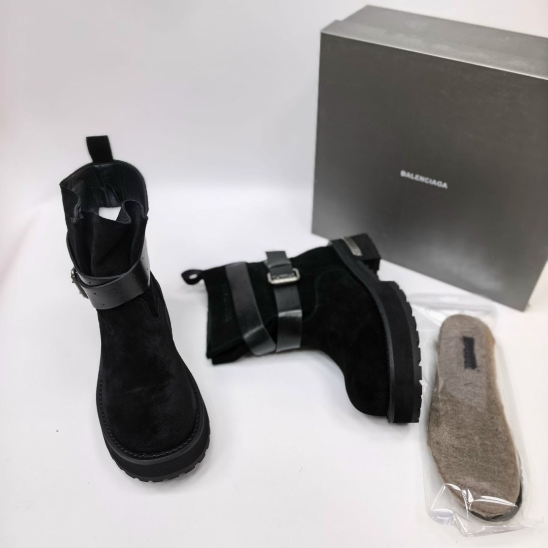 ботинки balenciaga,ботинки баленсиага,большие ботинки баленсиага,balenciaga женские кожаные ботинки чёрного цвета,balenciaga женские кожаные ботинки balenciaga чёрного цвета