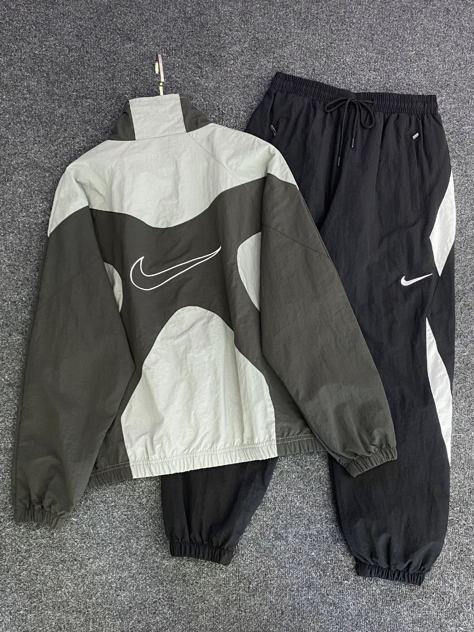 ветровка nike,nike jacket,nike vintage windbreaker jacket black white xl,vintage nike windbreaker jacket 90s 80s,windbreaker jacket