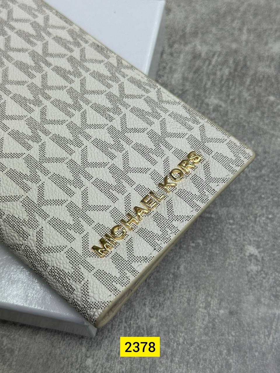 обложка на паспорт michael kors,брендовая обложка на паспорт michael kors,michael kors кошелек,обложка для паспорта michael kors женская,чехол на паспорт майкл корс