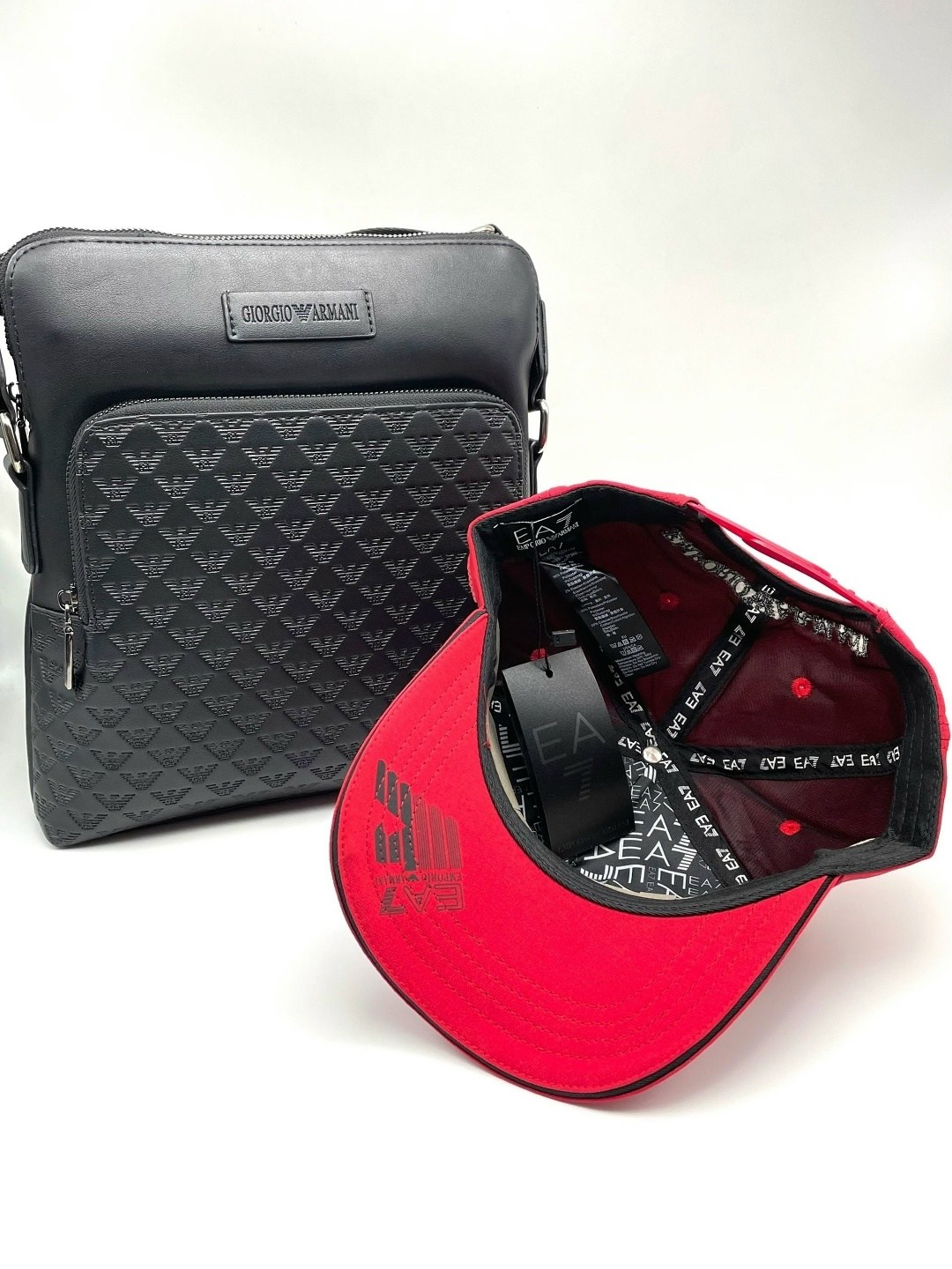 сумки мужские,комплект кепка,сумка emporio armani мужская,сумка армани мужская через плечо,сумка emporio armani мужская кроссбоди