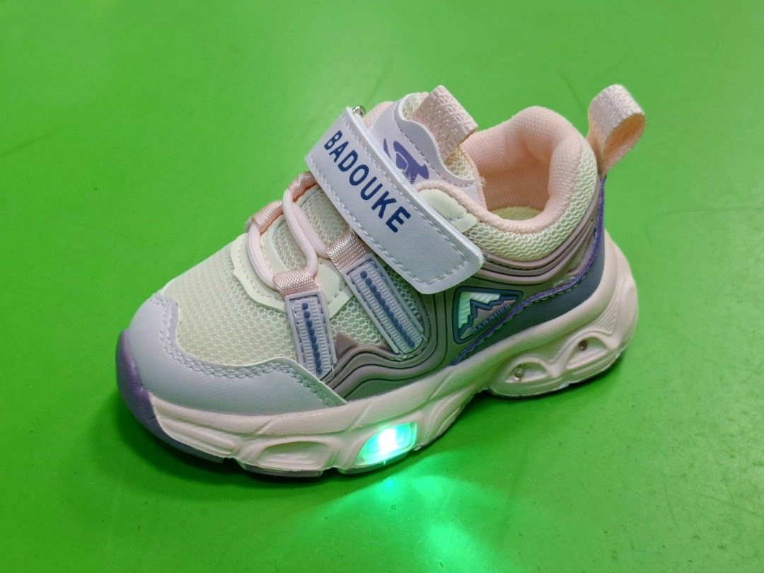 детские кроссовки,кроссовки, детская,кроссовки мальчику,детские кроссовки микаса